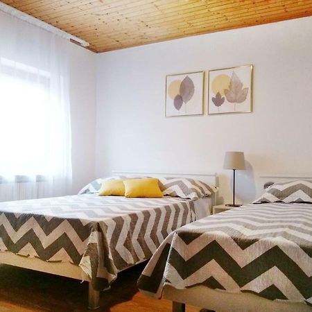 Apartments Saraden فوديس المظهر الخارجي الصورة