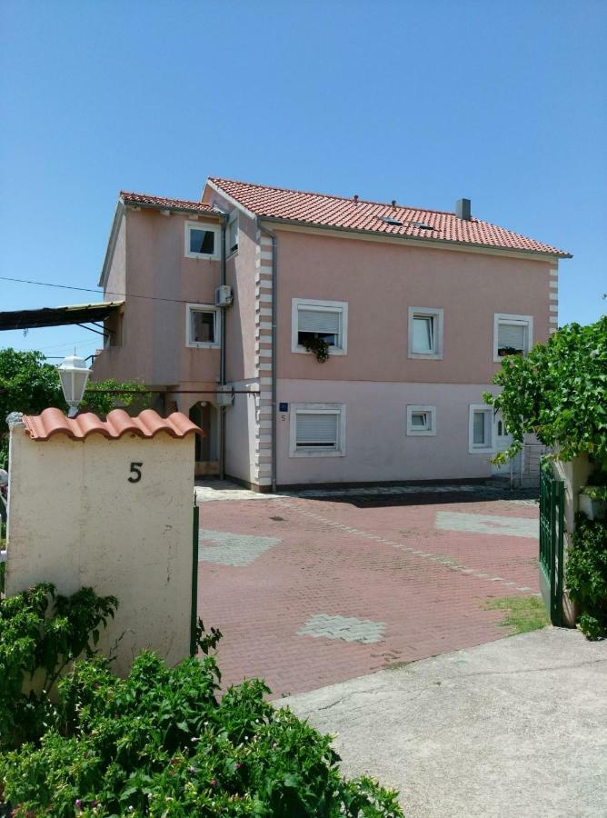 Apartments Saraden فوديس المظهر الخارجي الصورة